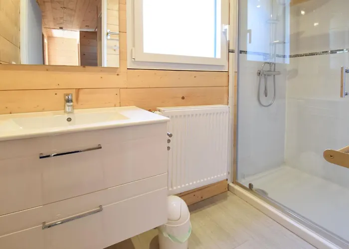 Viscos 3 Schlafzimmer 2 Badezimmer By Interhome * Люс-Сен-Совёр